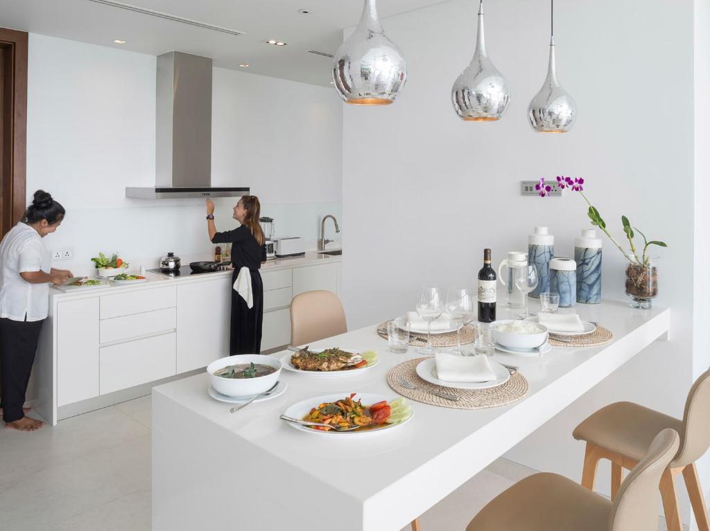 Essen in der Villa oder in der Nähe