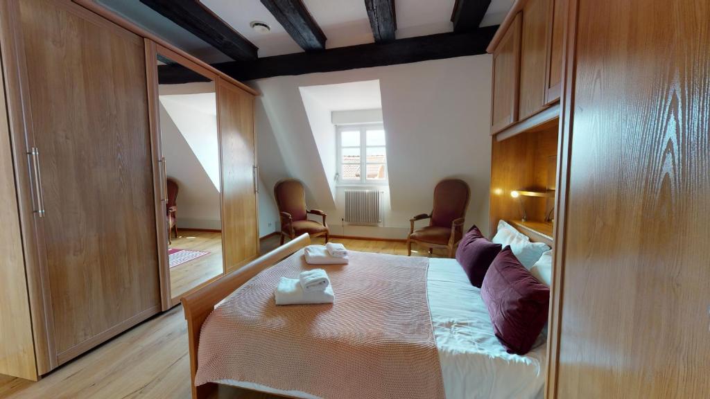 Aux Bijoux de Colmar - Le Saphir - 1 PARKING GRATUIT – photo 17