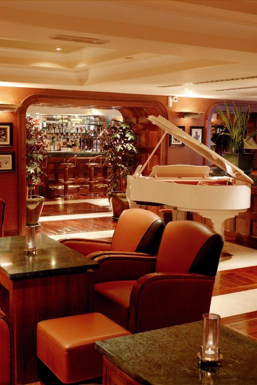 Killarney Plaza Hotel & Spa - Resim 18