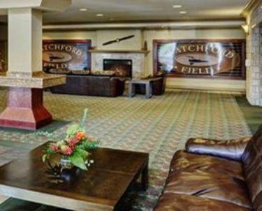 Chateau Nova Kingsway - Resim 13