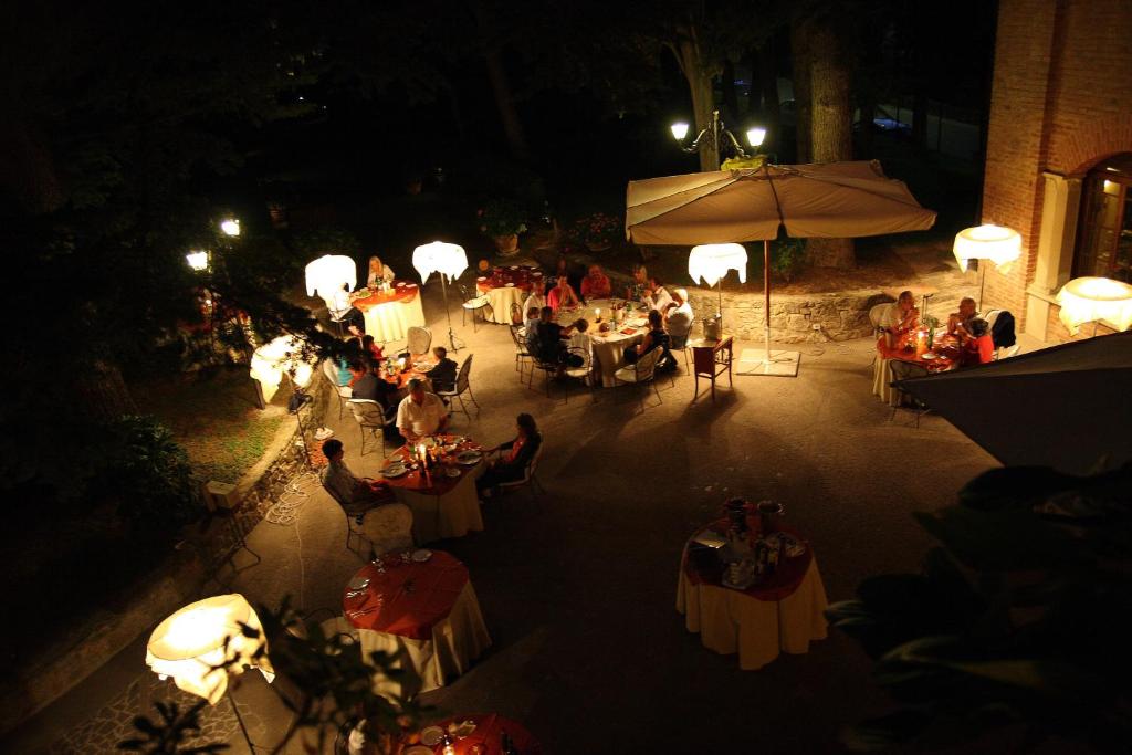 Hosté ubytování Villa Pambuffetti
