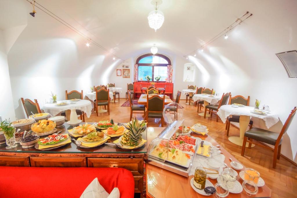 Hotel Wolf - Resim 21