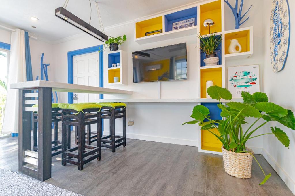 Viking Hill Oceanfront Hostel & Resort - Apartamento De Estudio