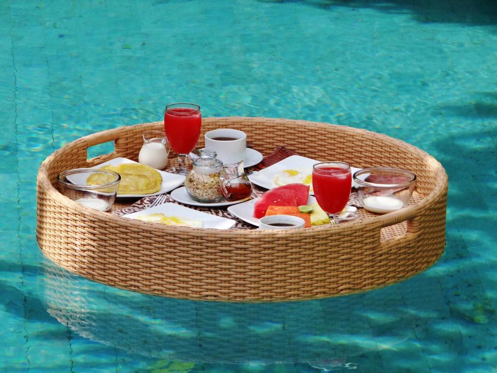 Echo Beach Villa and Apartment - 12