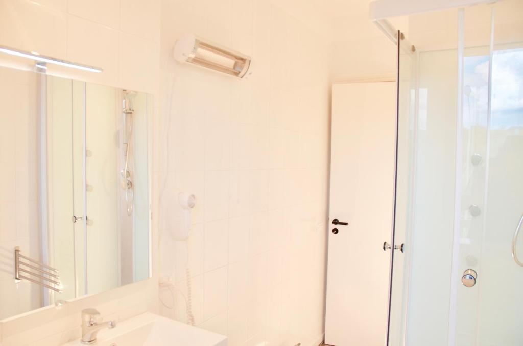 Koupelna v ubytování BeachFront Rooms Marina di Ragusa