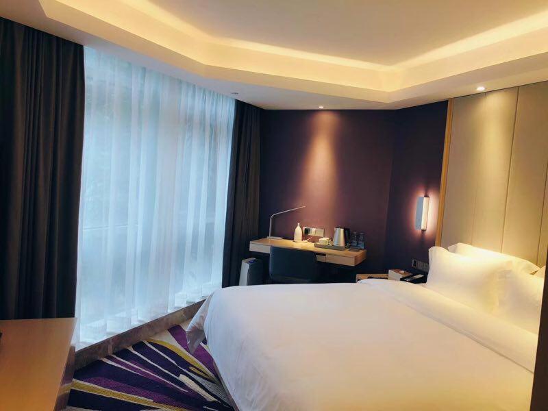 Lavande Hotel Chongqing Jiangbei International Airport Center - Elegante Tweepersoonskamer