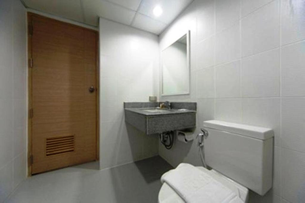 Koupelna v ubytování Gateway Hotel Pratunam