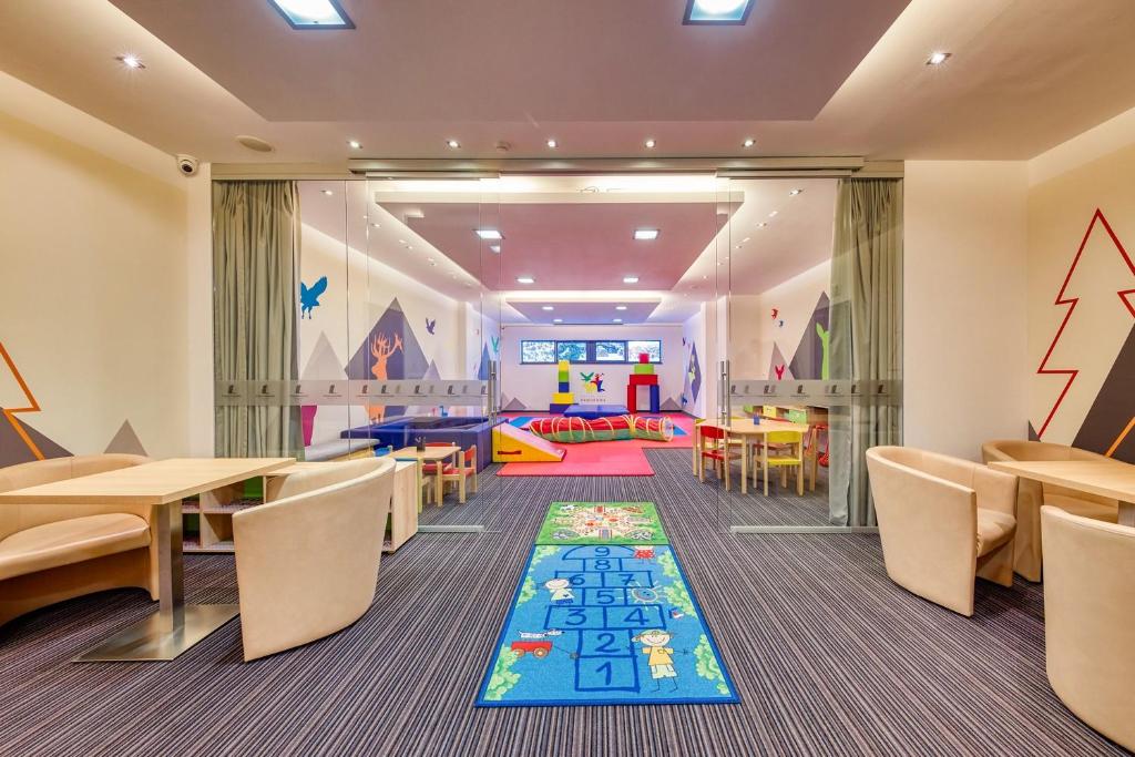 Dětský klub v ubytování Hotel Panorama Resort