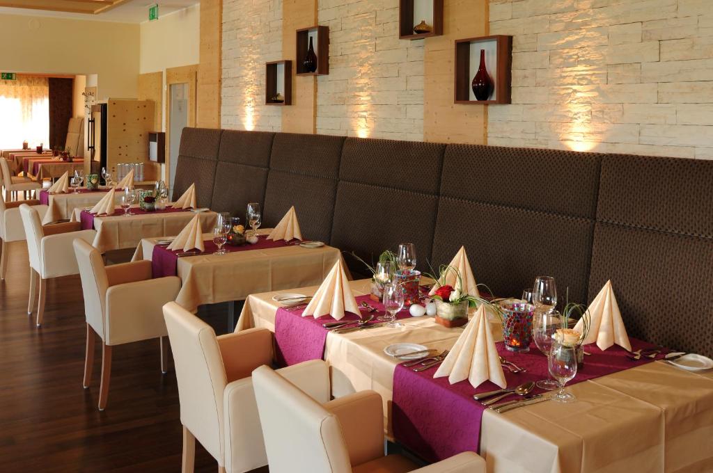Restaurace v ubytování Hotel Tauernstern
