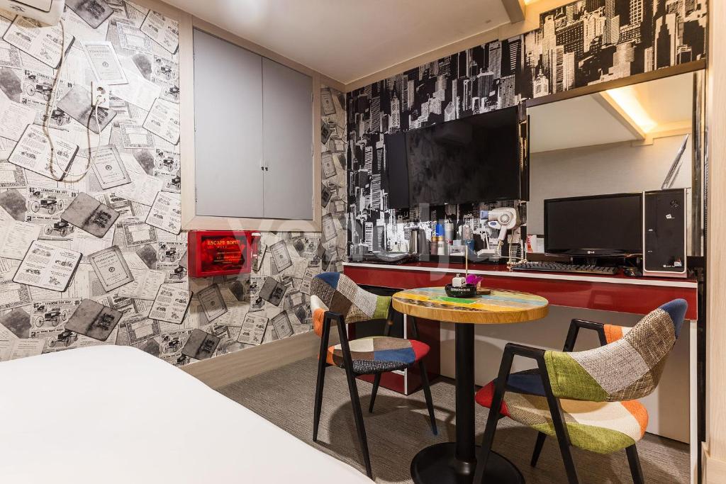 Kuchyň nebo kuchyňský kout v ubytování Sky Motel