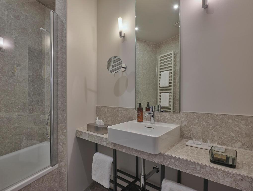 Classik Hotel Alexander Plaza - Resim 20