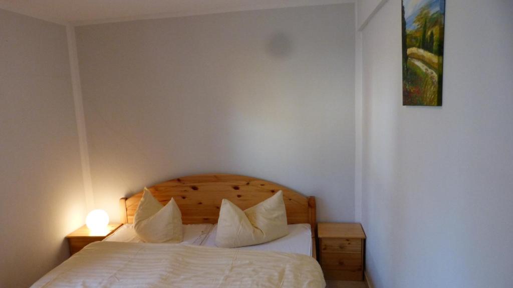 Postel nebo postele na pokoji v ubytování Bernstein Appartements