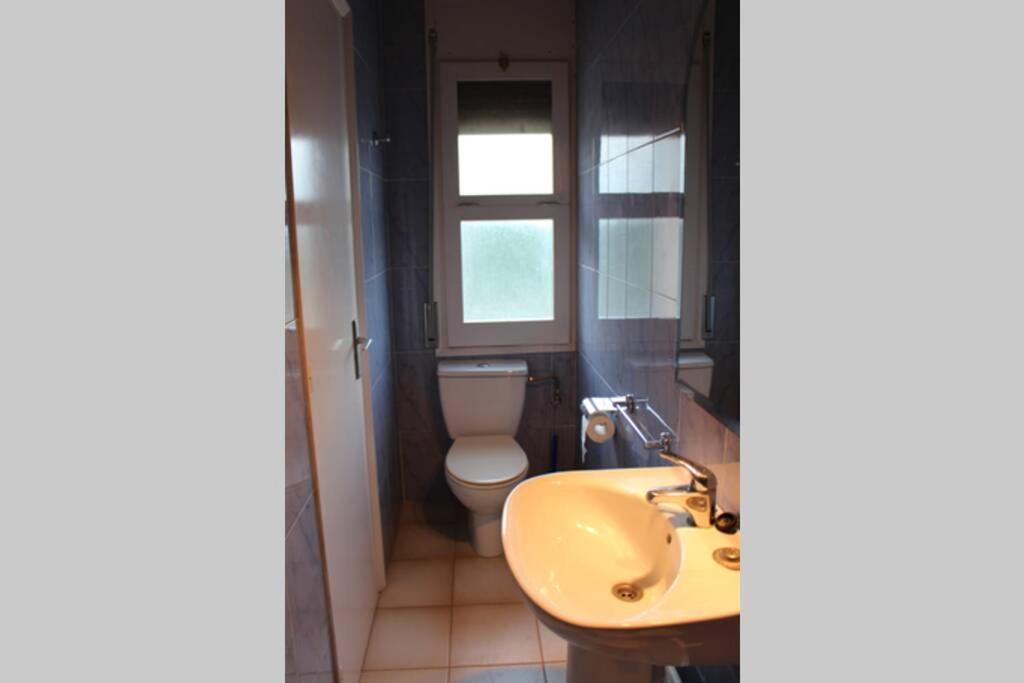 Koupelna v ubytování Brisa, apartamento de tres habitaciones B