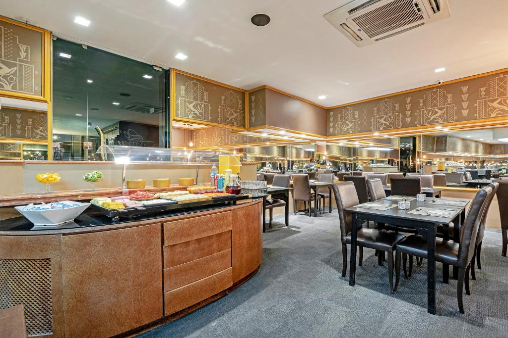 Restaurace v ubytování Slaviero Curitiba Centro