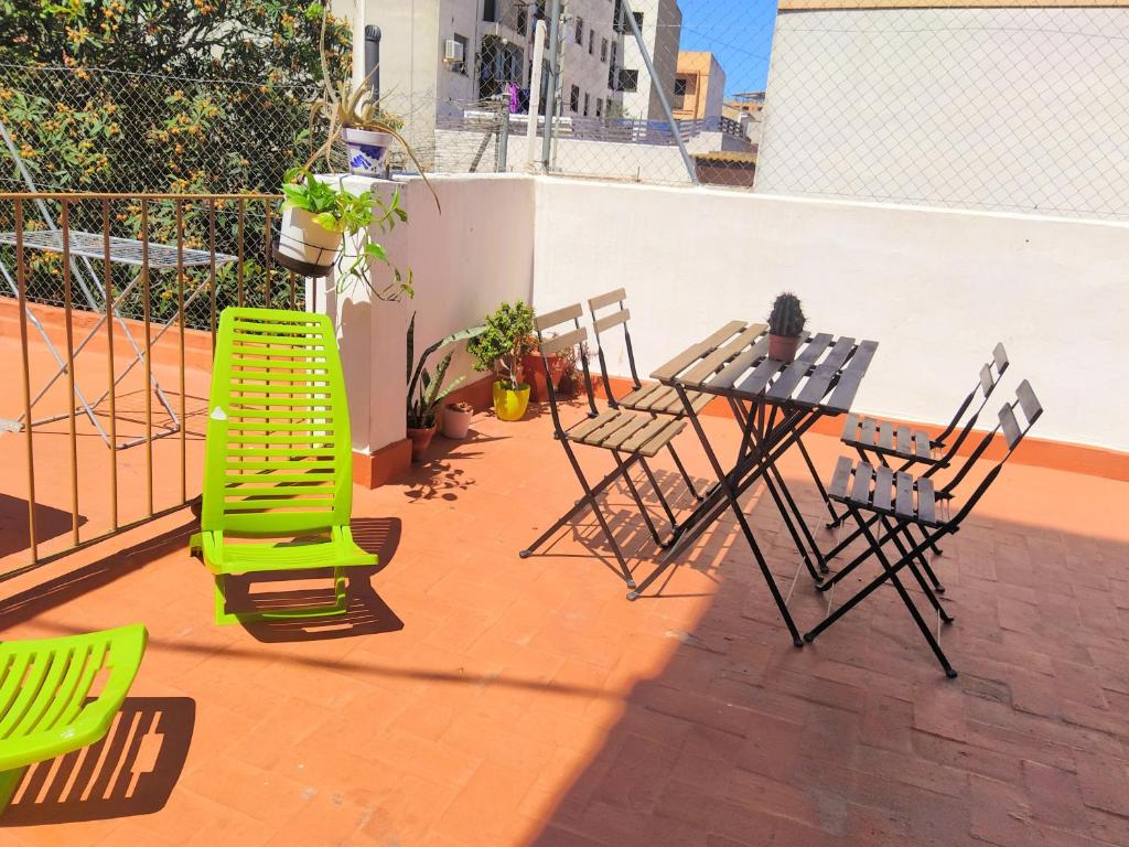 Apartment casa 3 dormitorios con terraza en, Valencia, Spain ...