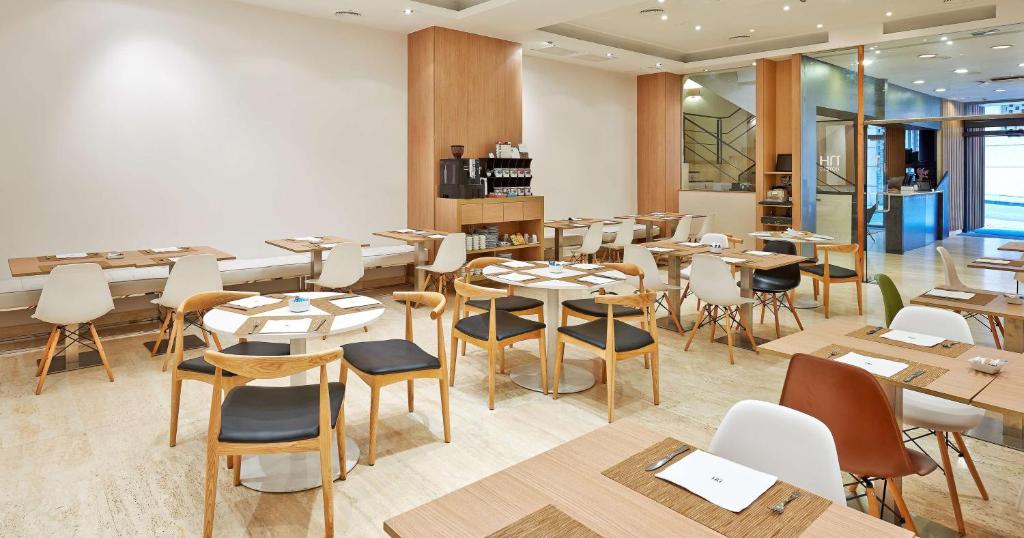 Restaurace v ubytování NH Bilbao Deusto