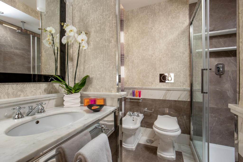 The Inn at the Spanish Steps Luxury Collection - Mario De' Fiori Suite - Resim 7