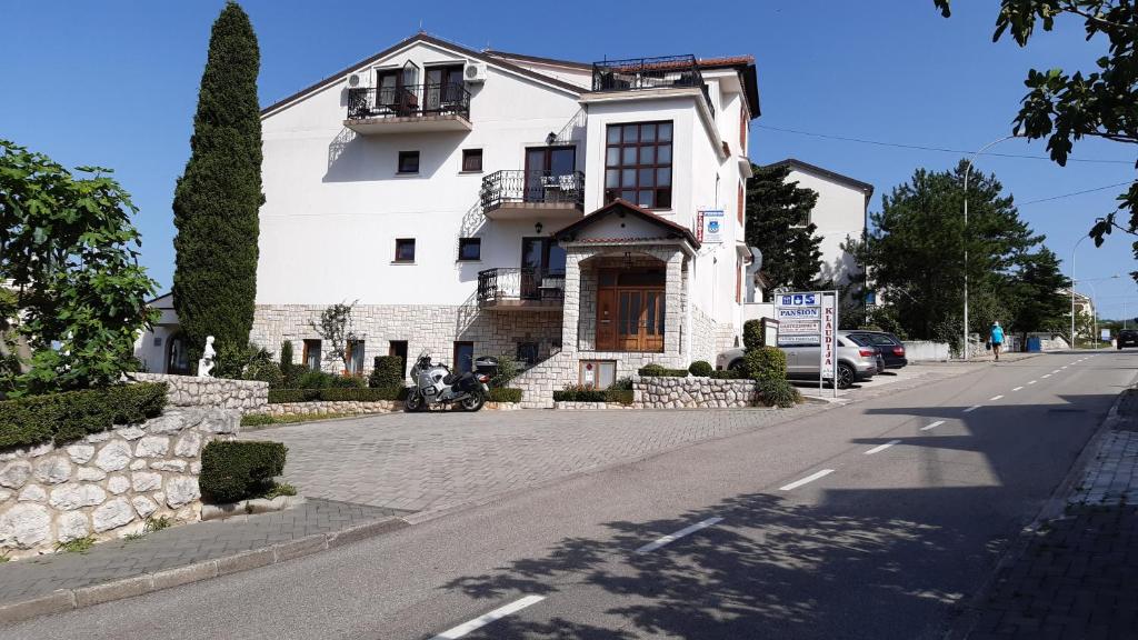Budova, kde se bed and breakfast nachází