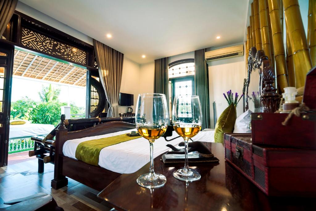 Nápoje v ubytování Nipa Riverside Villa By The Little Hoi An