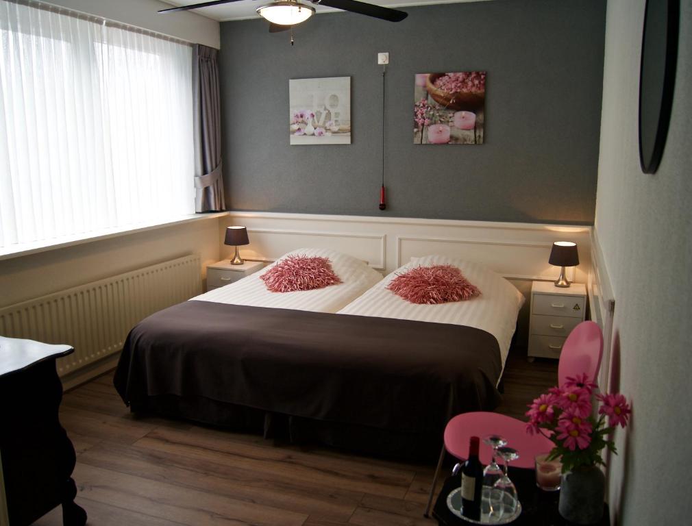Postel nebo postele na pokoji v ubytování The Studio Guesthouse