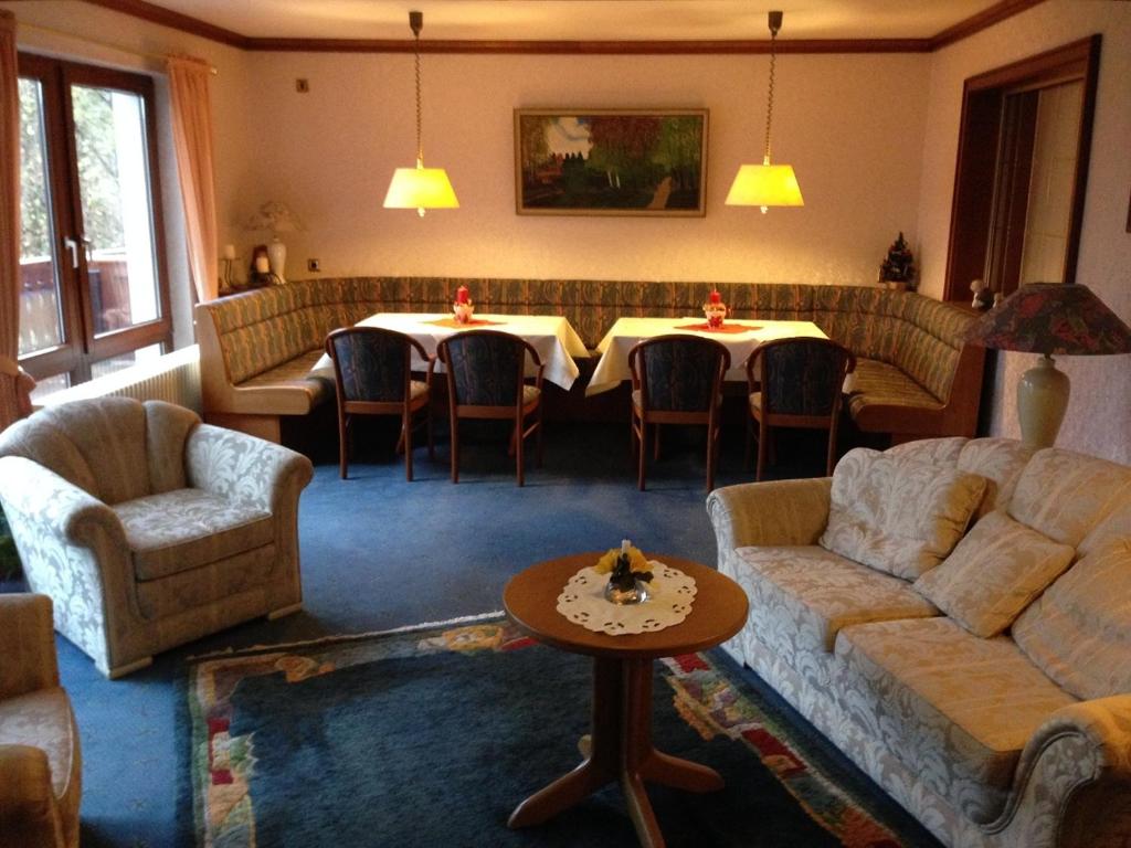 Posezení v ubytování Hotel Sonnenhof