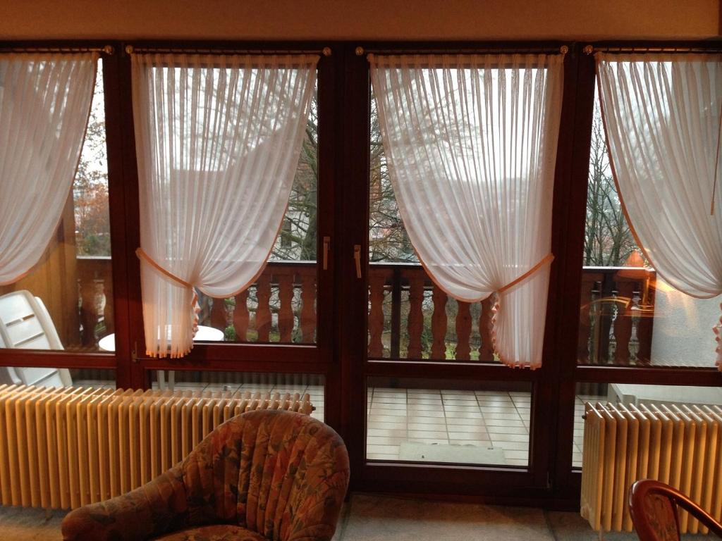 Postel nebo postele na pokoji v ubytování Hotel Sonnenhof