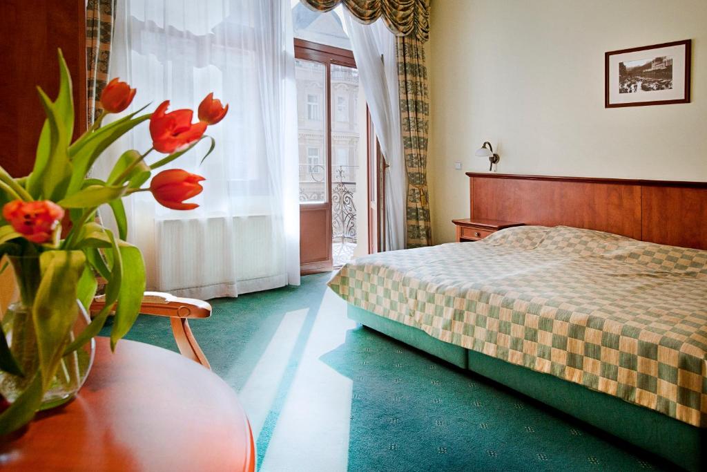 カルロヴィ・ヴァリにあるSpa hotel Čajkovskijのギャラリーの写真