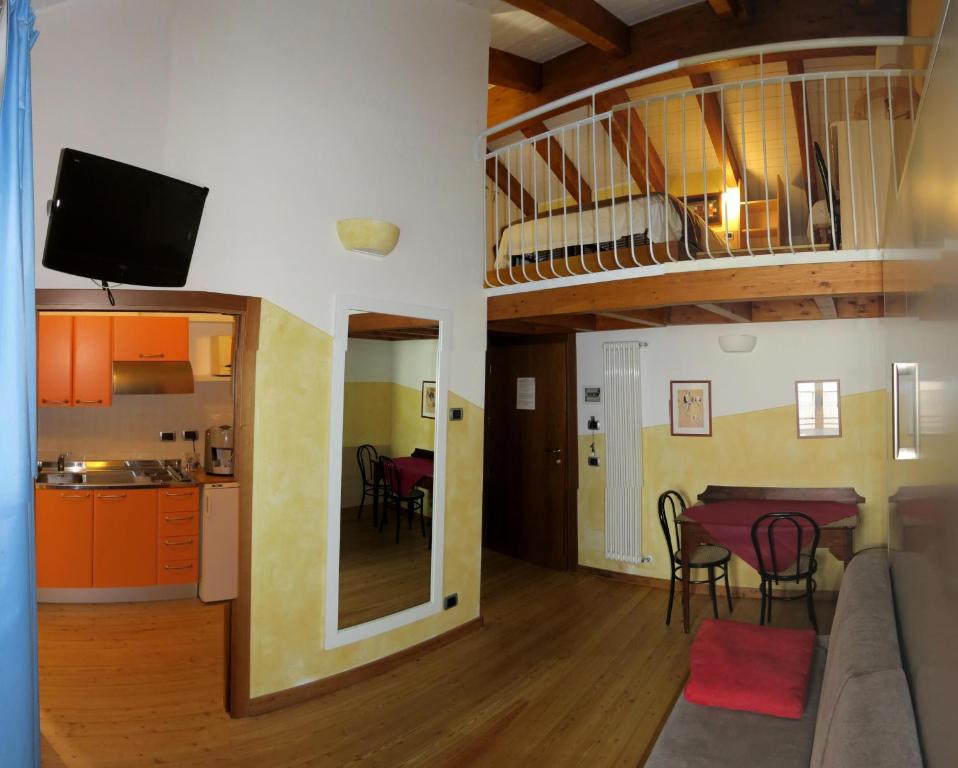 Zdjęcie z galerii obiektu La Baita D'Oro Ristorante Residence w mieście Monteduro