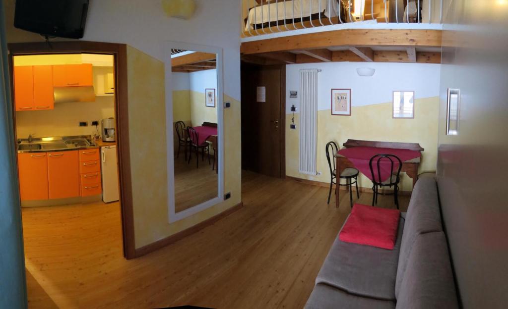 Zdjęcie z galerii obiektu La Baita D'Oro Ristorante Residence w mieście Monteduro