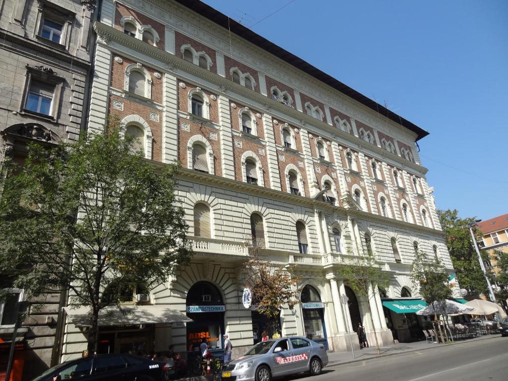 Budova, v ktorej sa apartmán nachádza