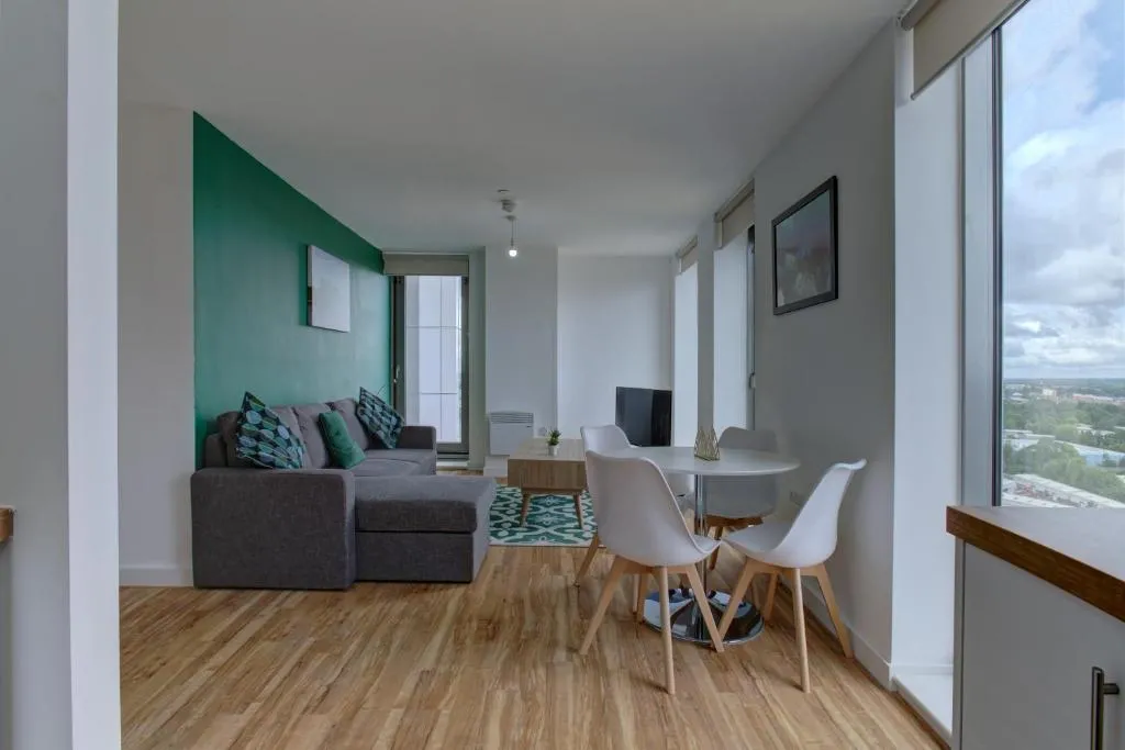 The MEDIA CITY EXECUTIVE - Splendid Manchester Apt, Manchester (CT), United Kingdom