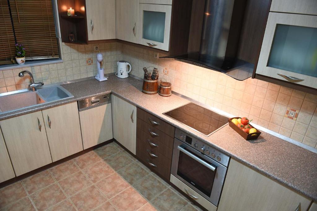 Kuchnia lub aneks kuchenny w obiekcie Village Villas