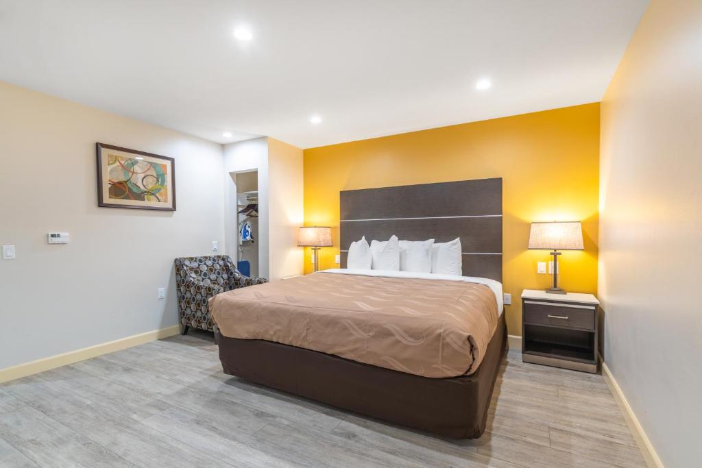 Quality Inn Banning I-10 - Habitación King - Accesible/No Fumadores