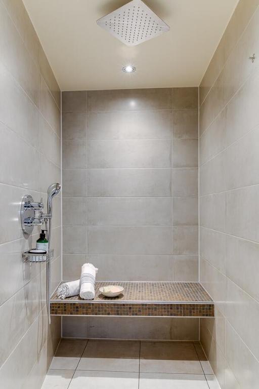 Brasss Hotel Suites - Resim 23