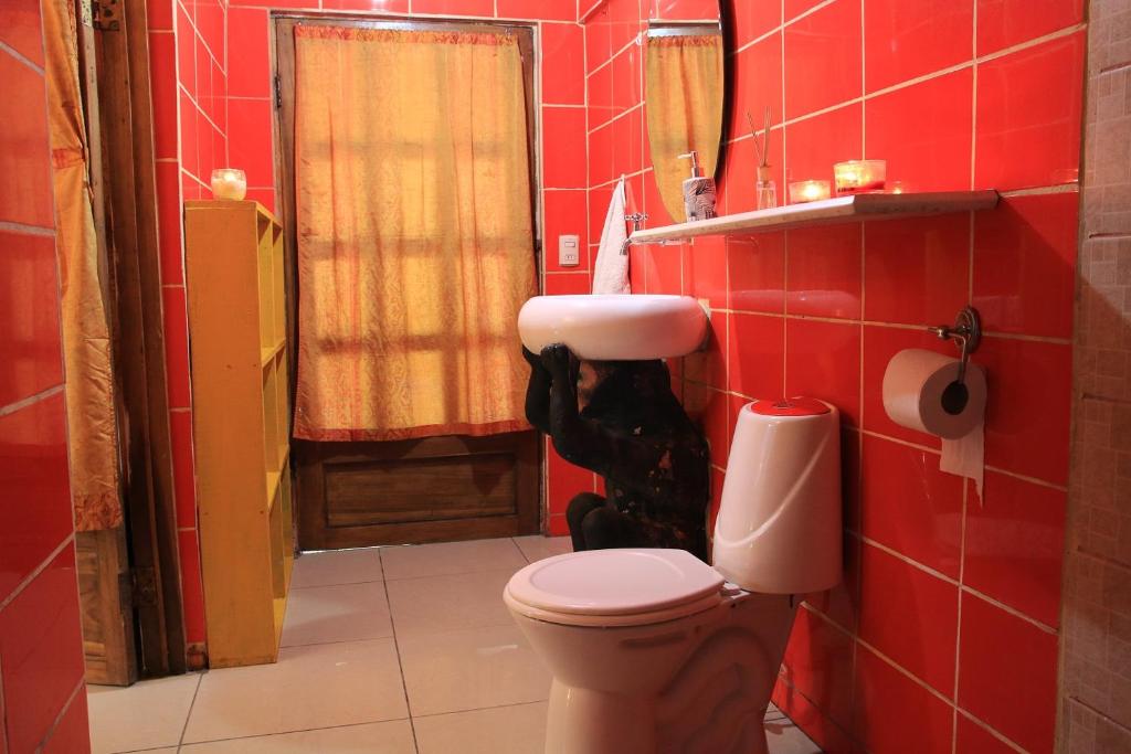 Koupelna v ubytování Madre Selva Hostel