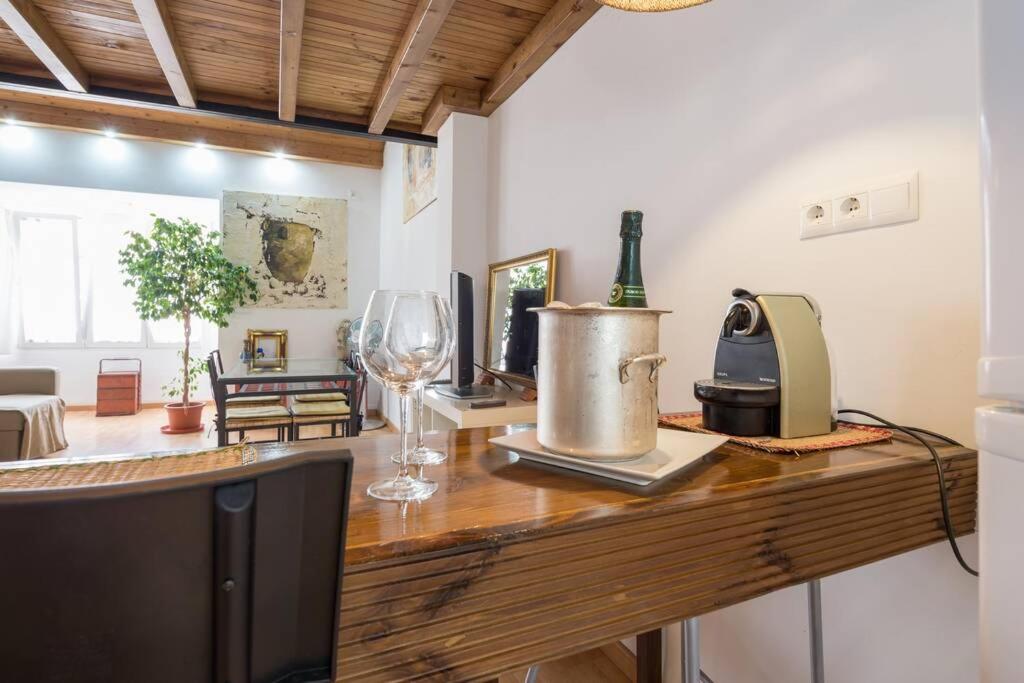 Kuchyňa alebo kuchynka v ubytovaní TGH Acogedor Duplex en Málaga