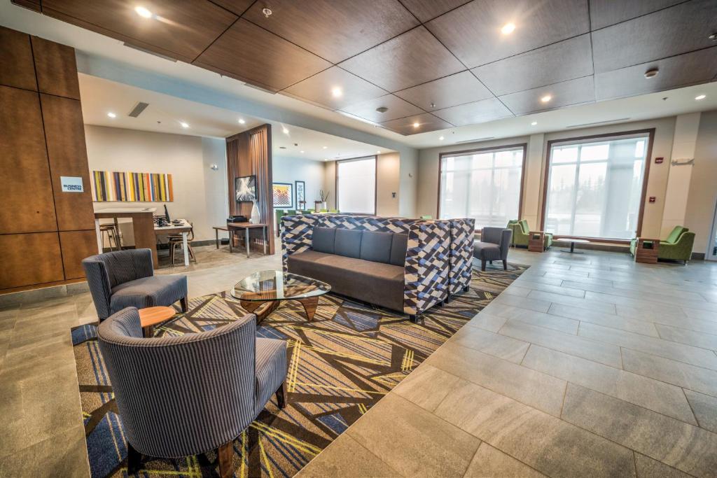 Holiday Inn Express & Suites - West Edmonton-Mall Area by IHG - Resim 31