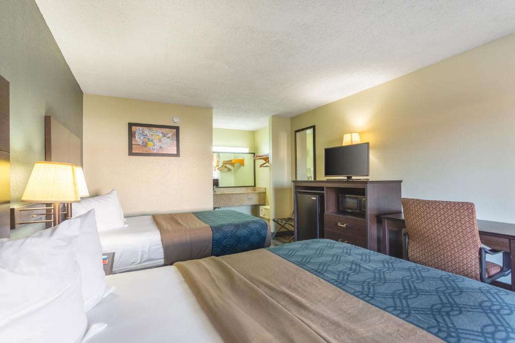 Econo Lodge & Suites Clarksville - Habitación Doble Con Dos Camas Dobles - Fumar