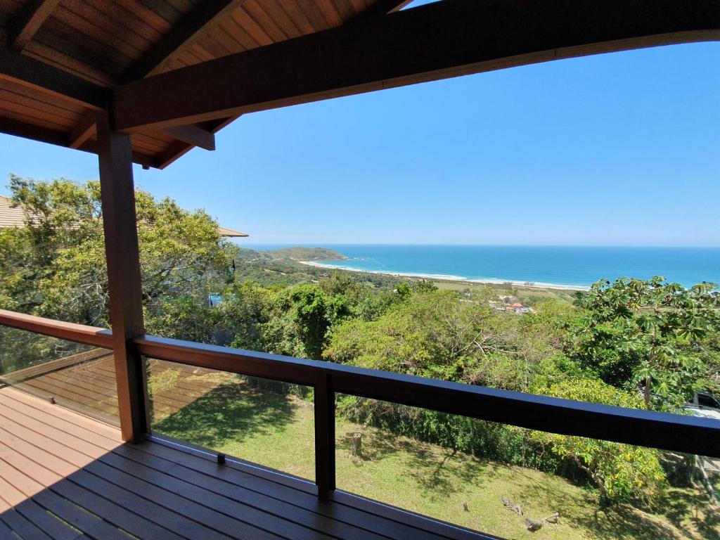  SILVEIRA SUNSHINE - CASA COM VISTA ESPETACULAR PARA A SILVEIRA