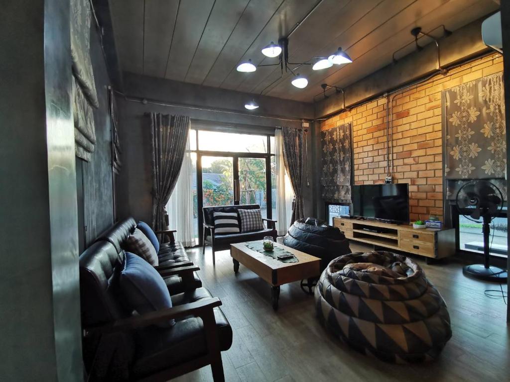 TV/trung tâm giải trí tại @ Loft