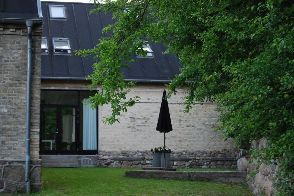 Aed väljaspool majutusasutust Rum og rooms