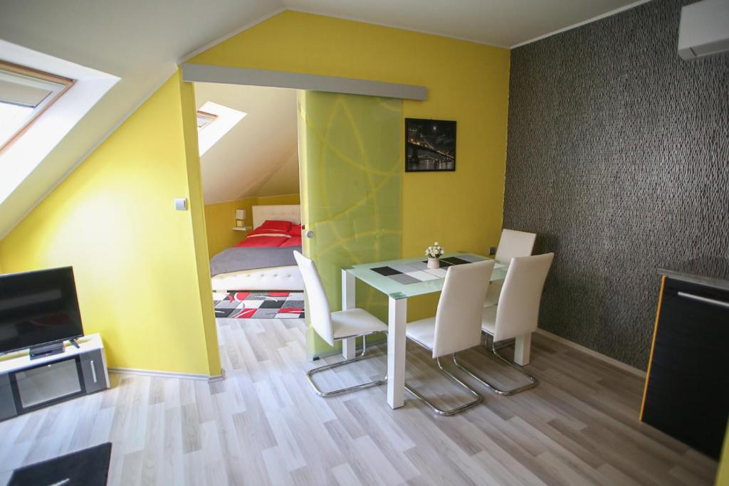 Centrum Lux 2 Apartmanok - Apartamento De Lujo