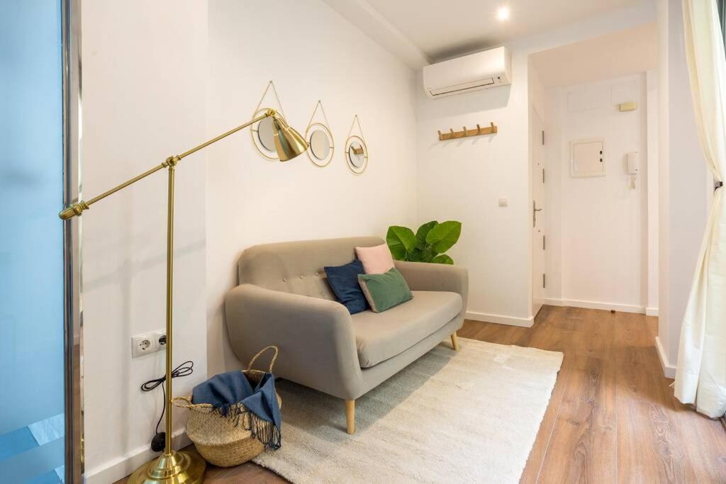 Posedenie v ubytovaní TGH/ Málaga center luxury style