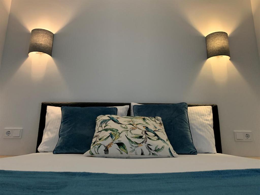 COZY Nest apartment in Kaunas - отзывы и видео