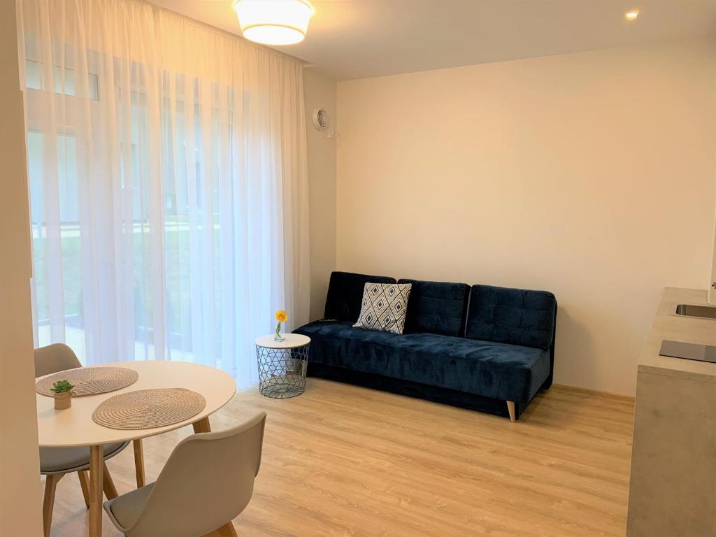 COZY Nest apartment in Kaunas - Apartamento De Dos Dormitorios