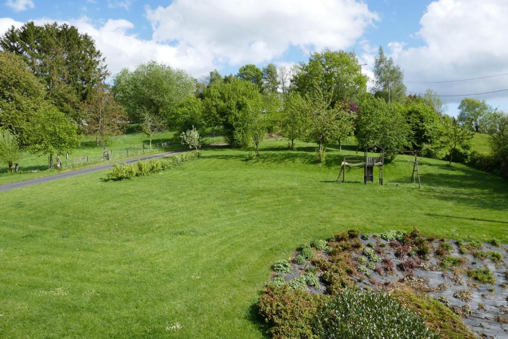 Zahrada ubytování B&B La ferme de Berwausault