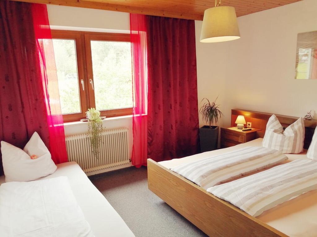 Zdjęcie z galerii obiektu Gästehaus Kössler w mieście Tulfes