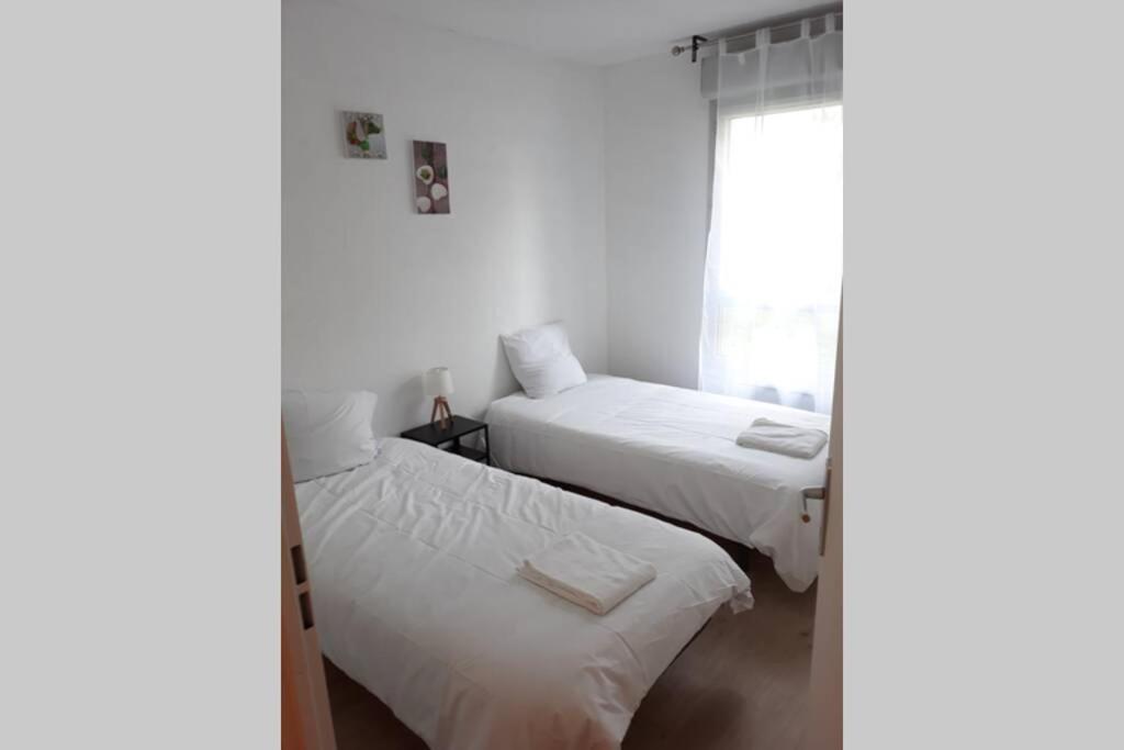 T3 Spacieux, Renové en 2020 -Pkg-métro - Apartamento De Dos Dormitorios