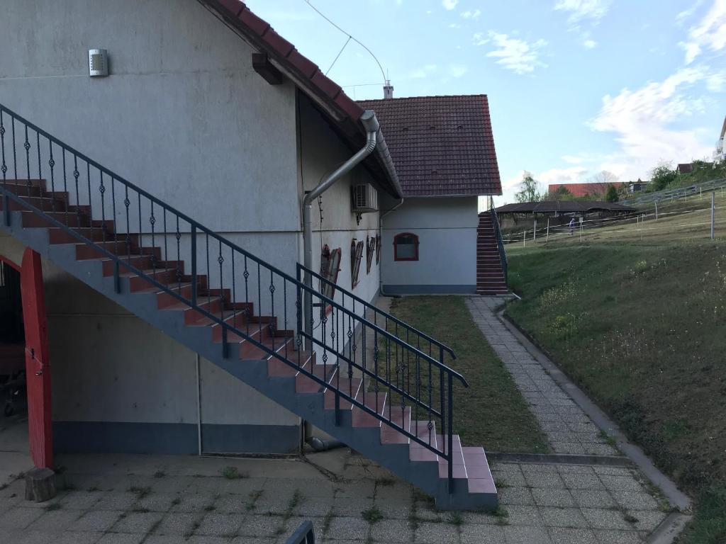 Budynek, w którym mieści się obiekt B&B