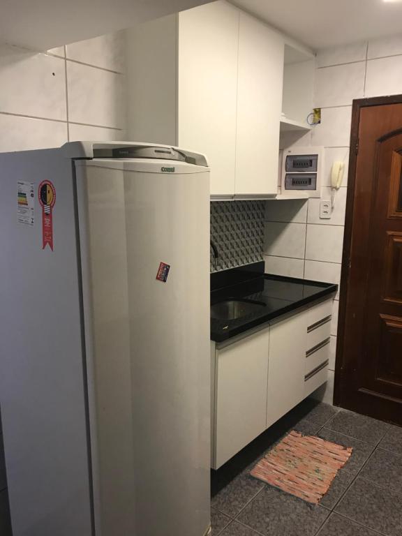  Apartamento Reformado! Perto de Tudo.